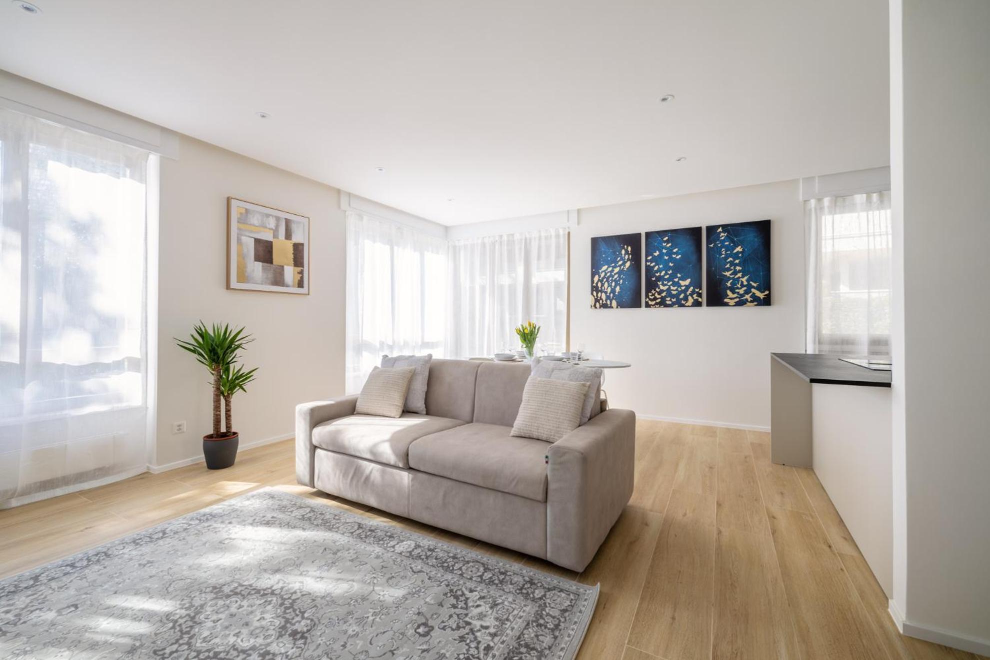 Family Joy - Location & Garage Apartment *